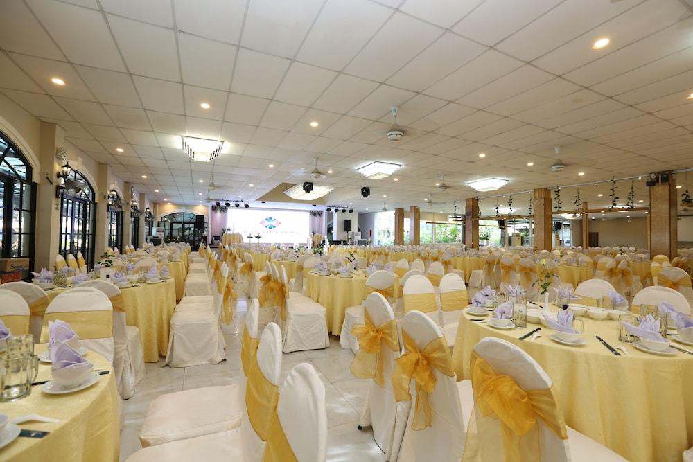 Vien Dong Hotel Nha Trang Zewnętrze zdjęcie