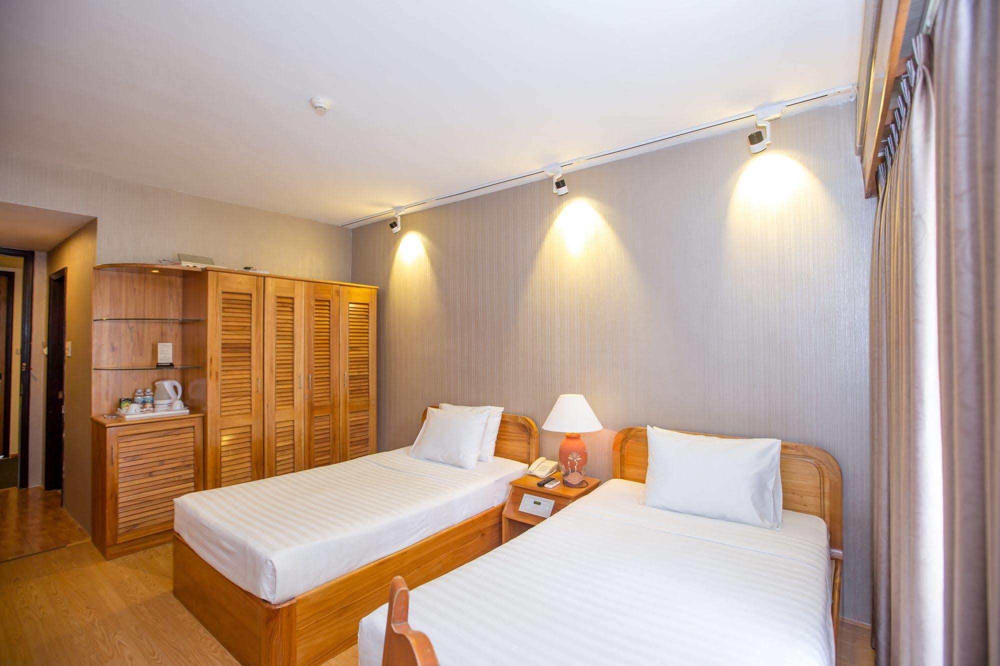 Vien Dong Hotel Nha Trang Zewnętrze zdjęcie
